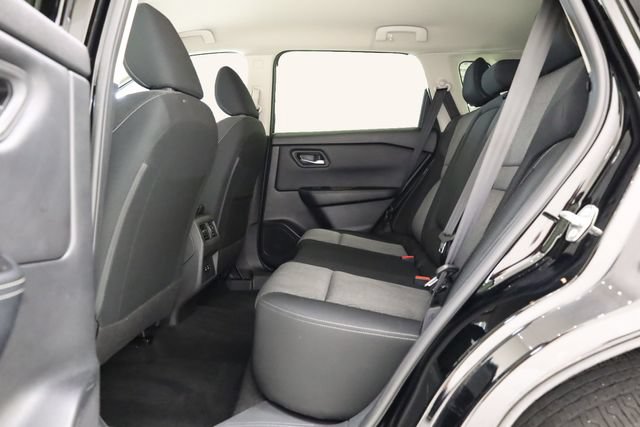 Used 2025 Nissan Rogue SV AWD/4WD image 28
