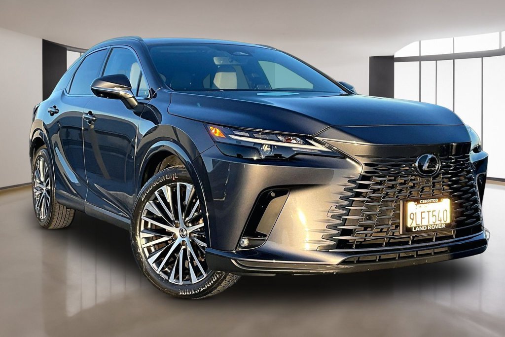 Used 2024 Lexus RX 350 Premium Plus w/ Accessory Package (Z1) FWD image 3