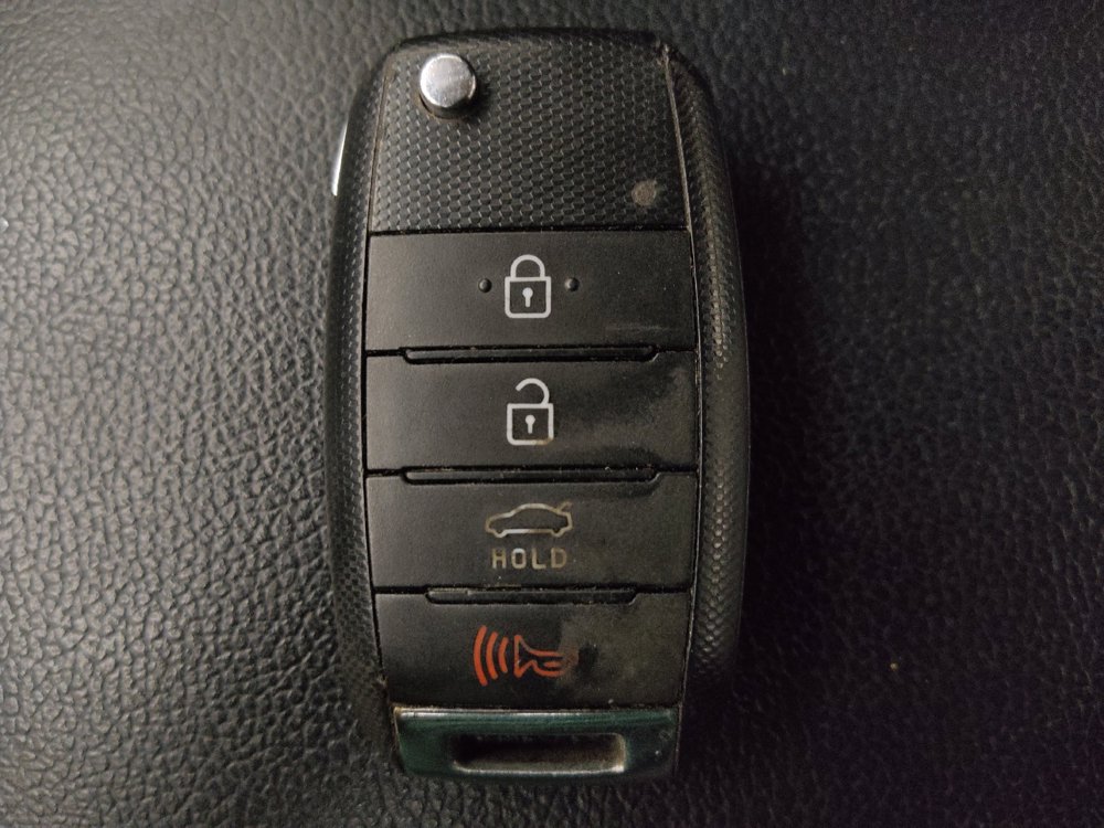 Used 2014 Kia Forte EX image 32