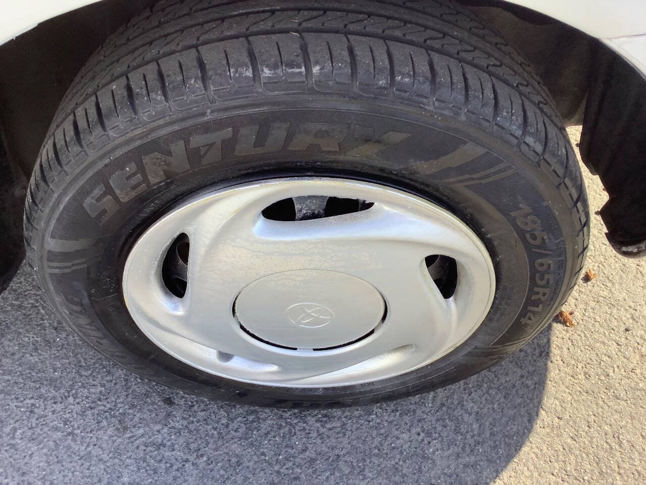 Used 2000 Toyota Corolla VE FWD image 21