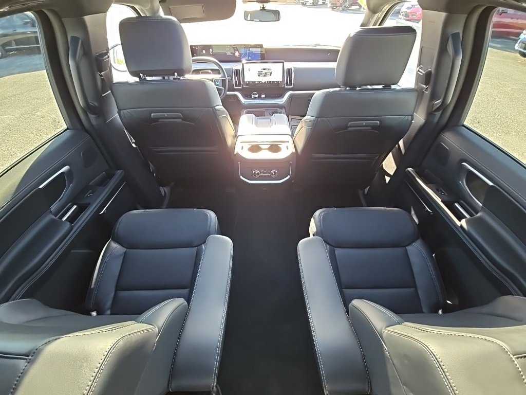 New 2025 Ford Expedition Max Platinum image 27
