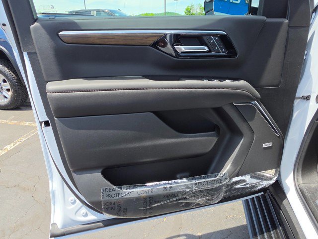 New 2026 Chevrolet Suburban High Country AWD/4WD image 34