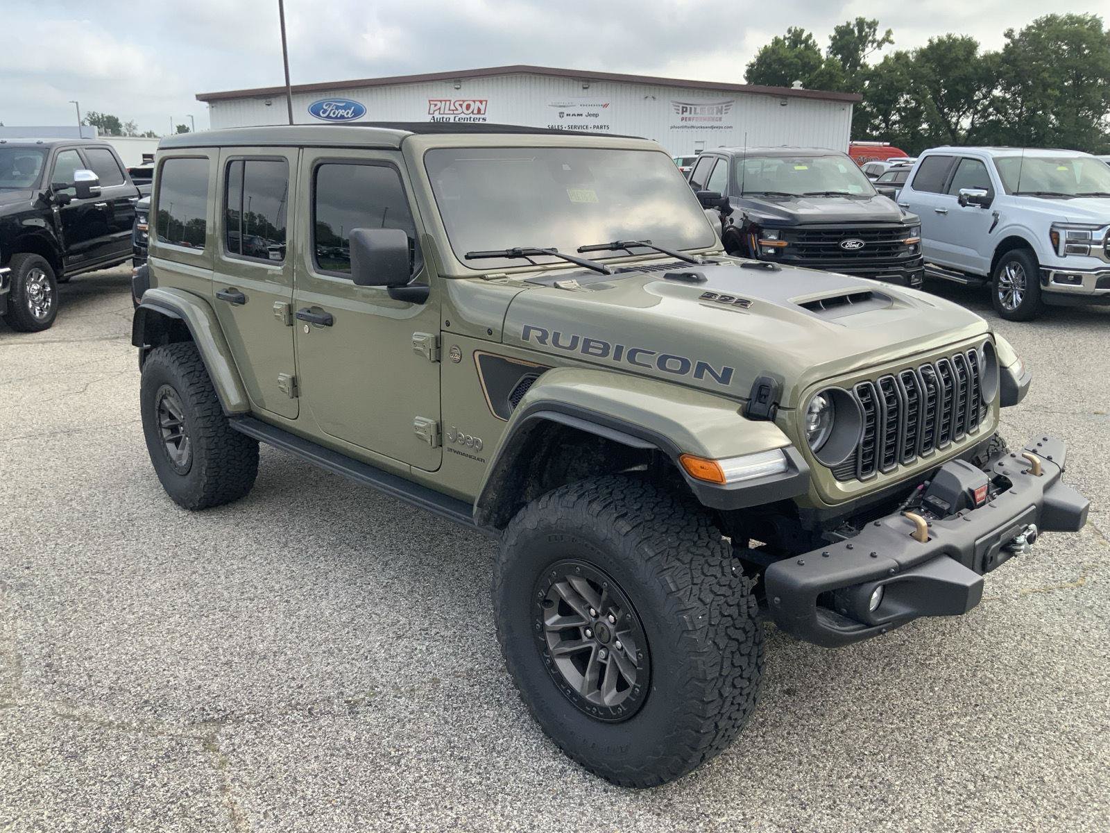 Used 2025 Jeep Wrangler Unlimited Rubicon 392 AWD/4WD image 2