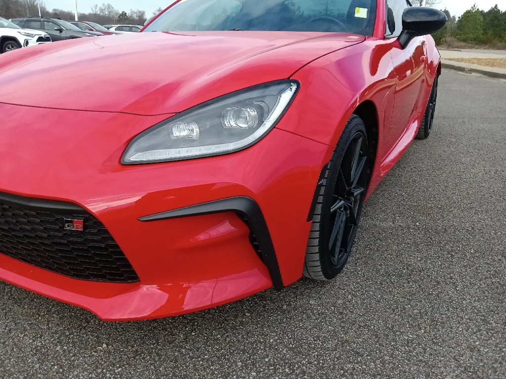 Used 2023 Toyota GR86 Premium image 9