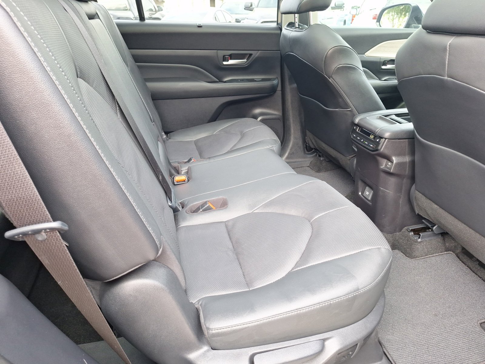 Used 2026 Toyota Grand Highlander FWD image 30