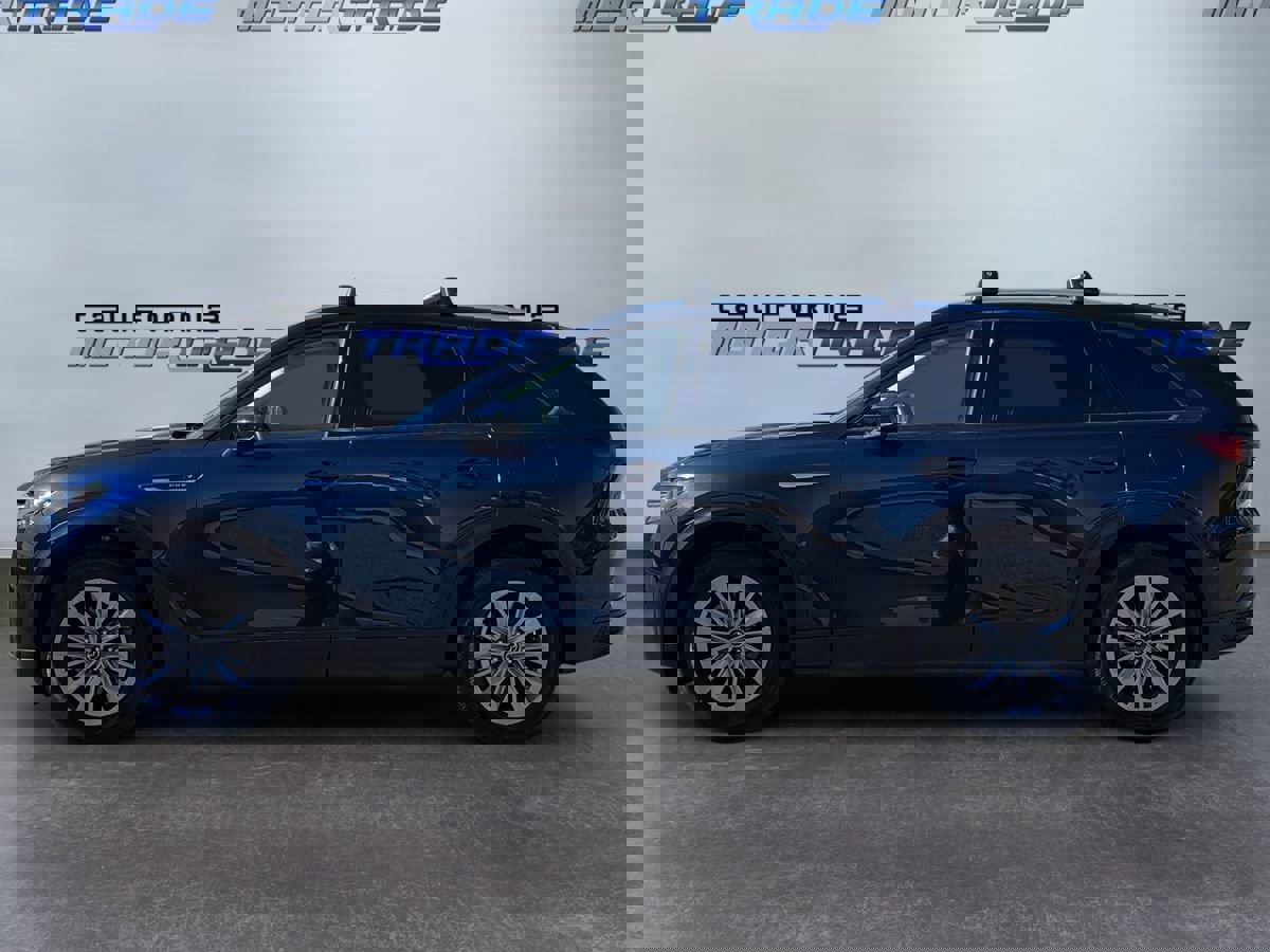 Used 2024 MAZDA CX-90 Plug-In Hybrid w/ Preferred image 8