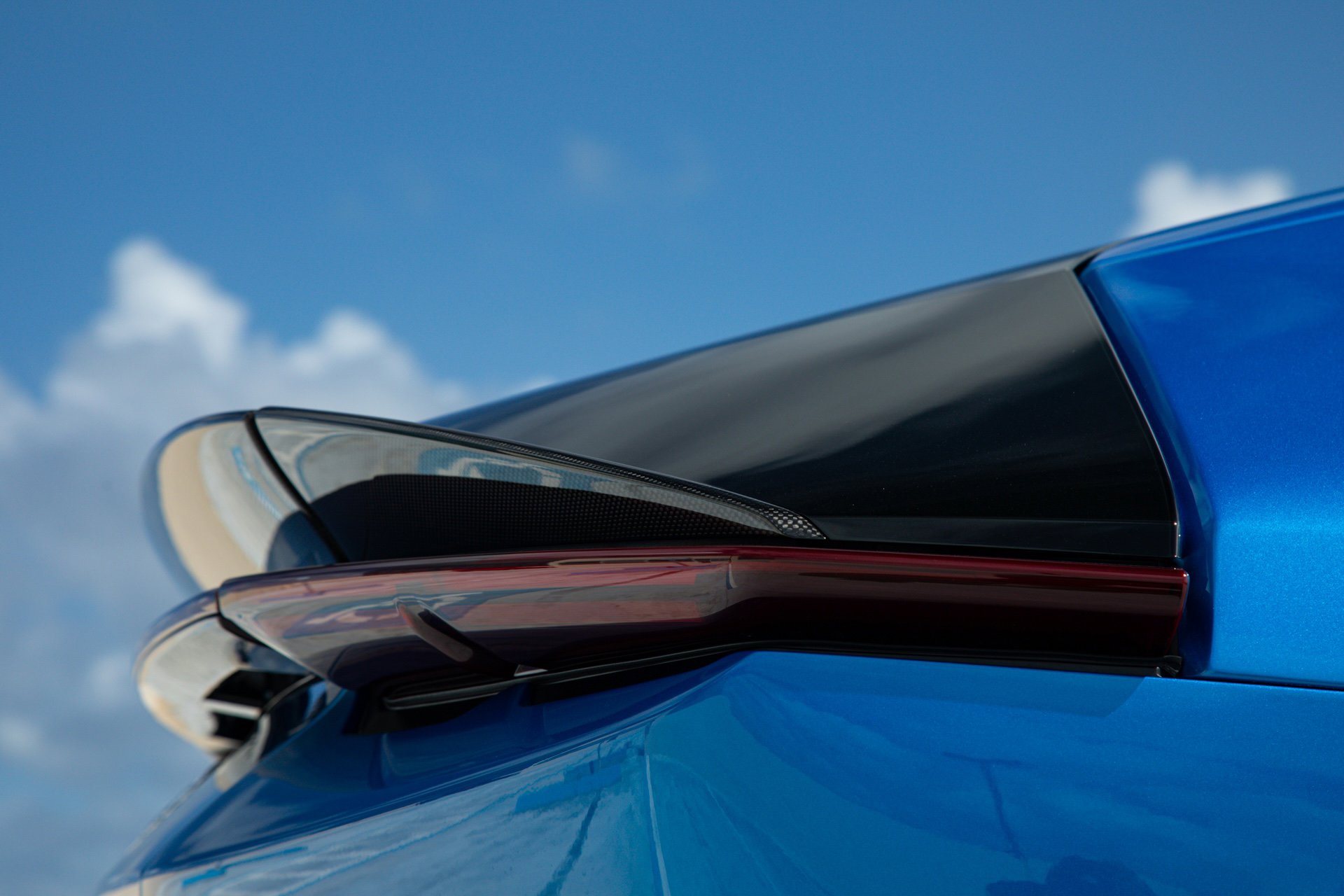 Certified 2025 Ferrari 12Cilindri RWD image 17
