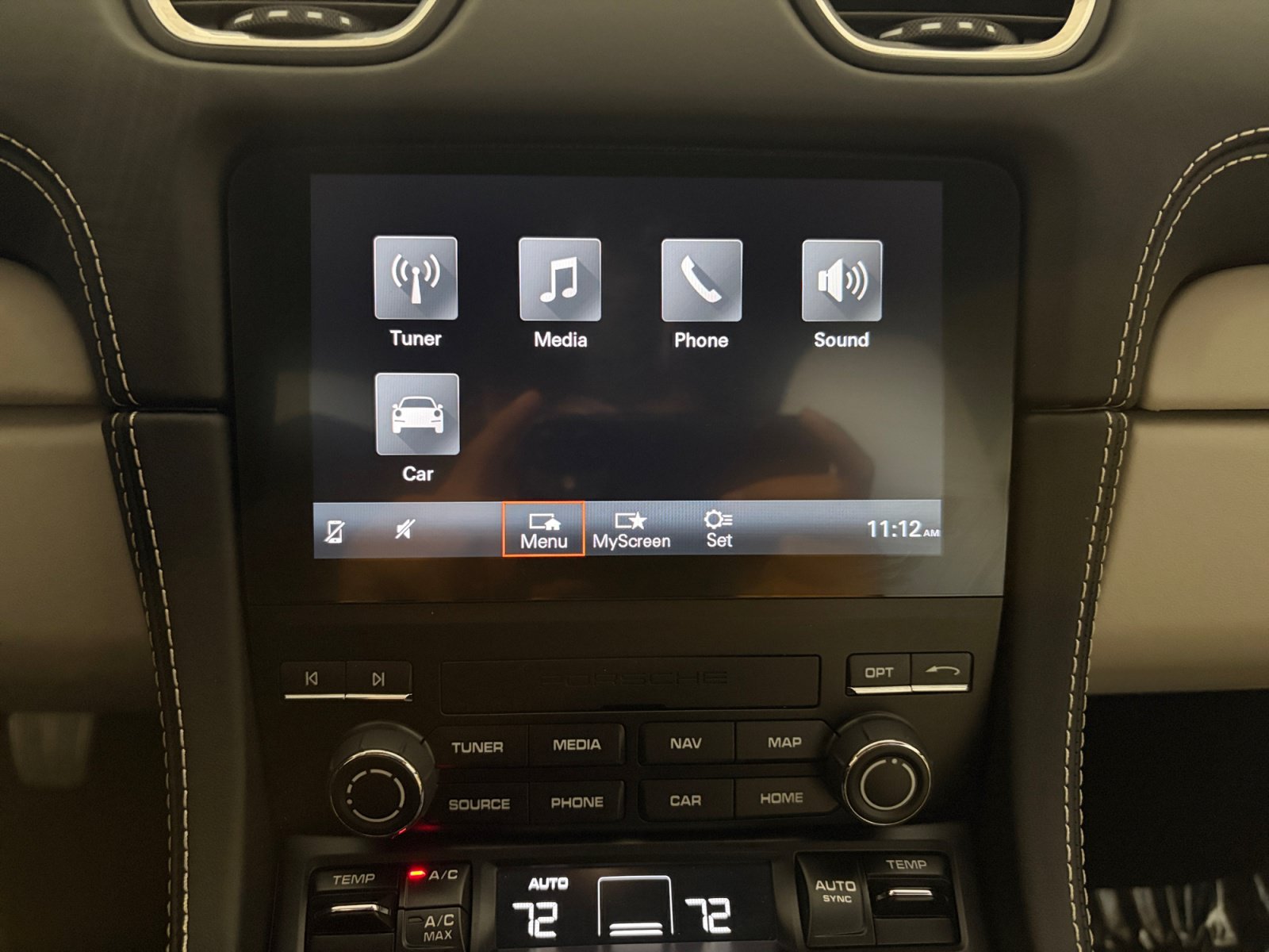 Certified 2024 Porsche 718 Cayman RWD image 39