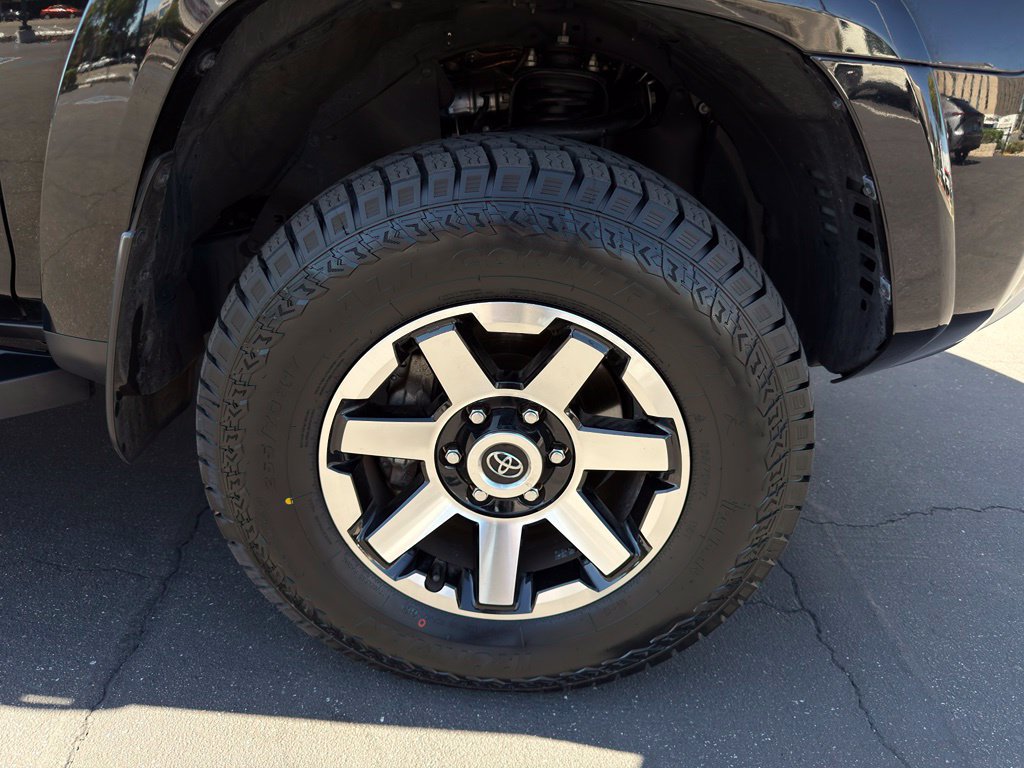 Used 2024 Toyota 4Runner TRD Off-Road Premium w/ Off Road Premium Plus Package AWD/4WD image 11