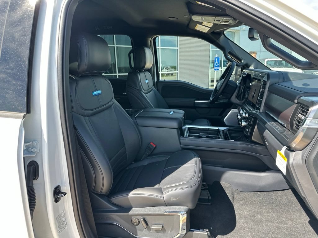 New 2026 Ford F250 Platinum AWD/4WD image 30