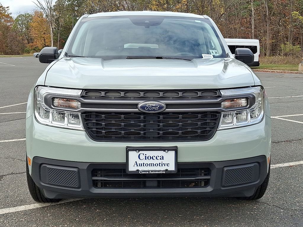 Used 2023 Ford Maverick XLT image 5