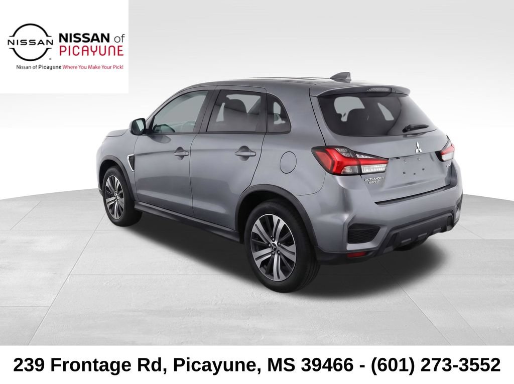 Used 2021 Mitsubishi Outlander Sport SE FWD image 3
