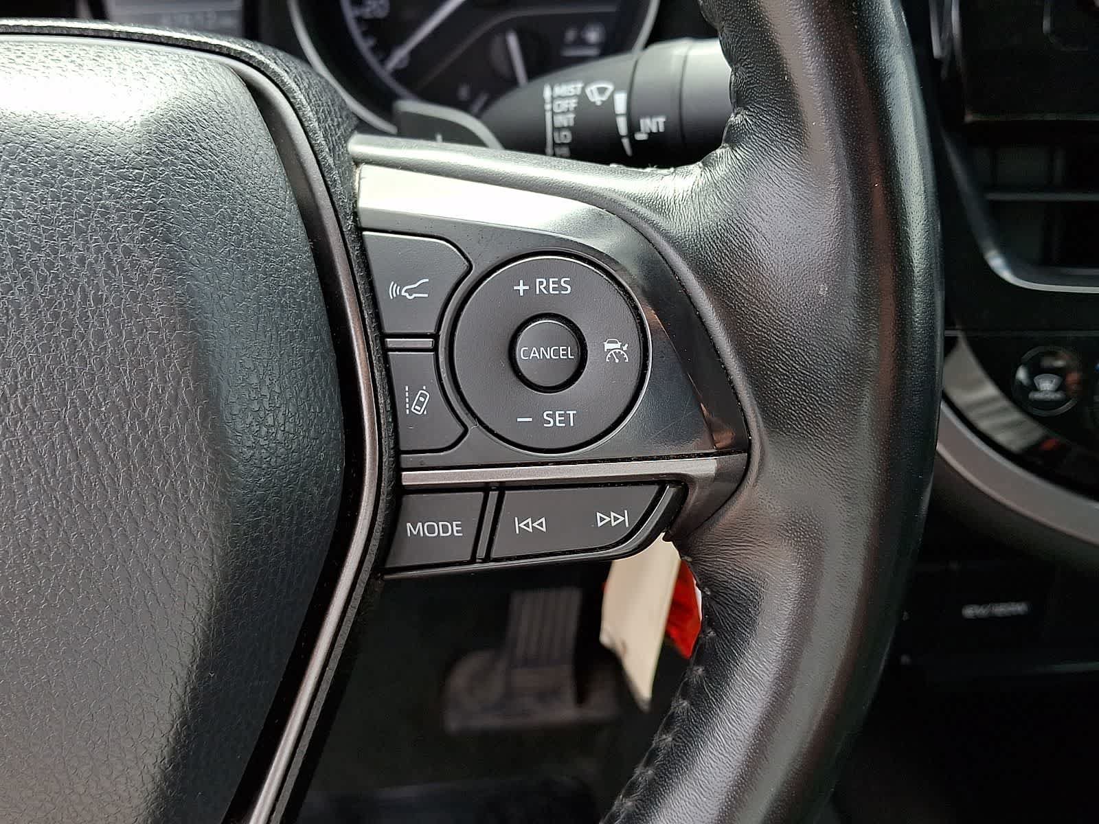 Used 2023 Toyota Camry SE FWD image 24
