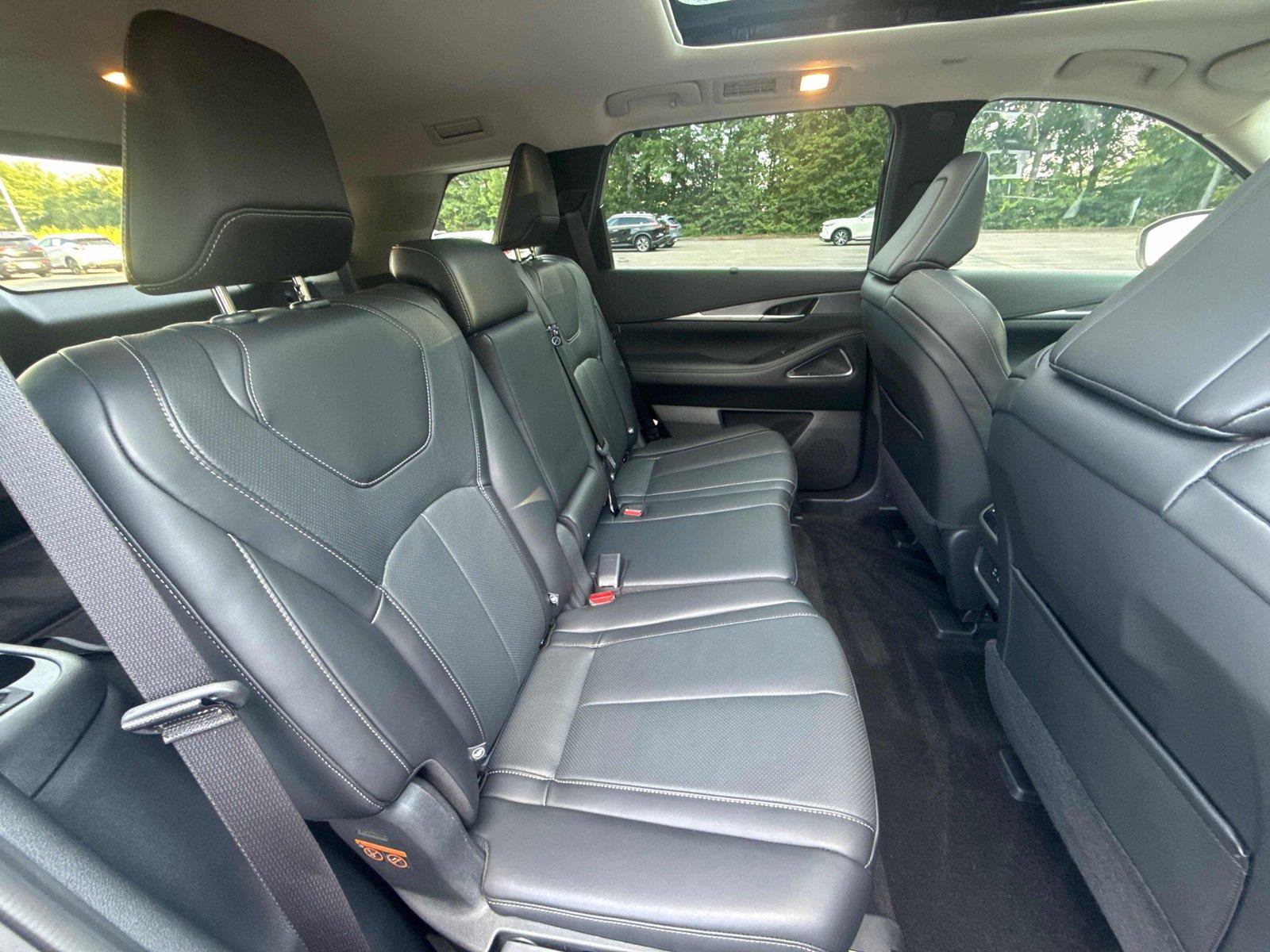 Used 2025 INFINITI QX60 Luxe FWD image 28
