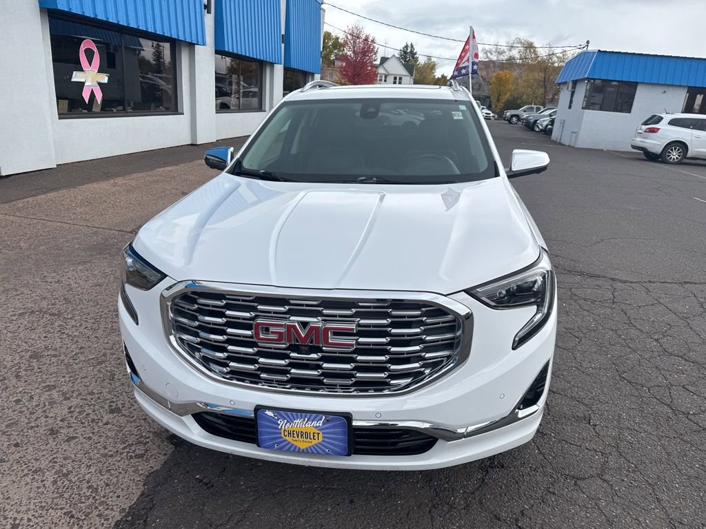 Used 2020 GMC Terrain Denali image 3