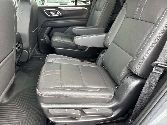 Used 2022 Chevrolet Tahoe RST w/ Luxury Package RWD image 17