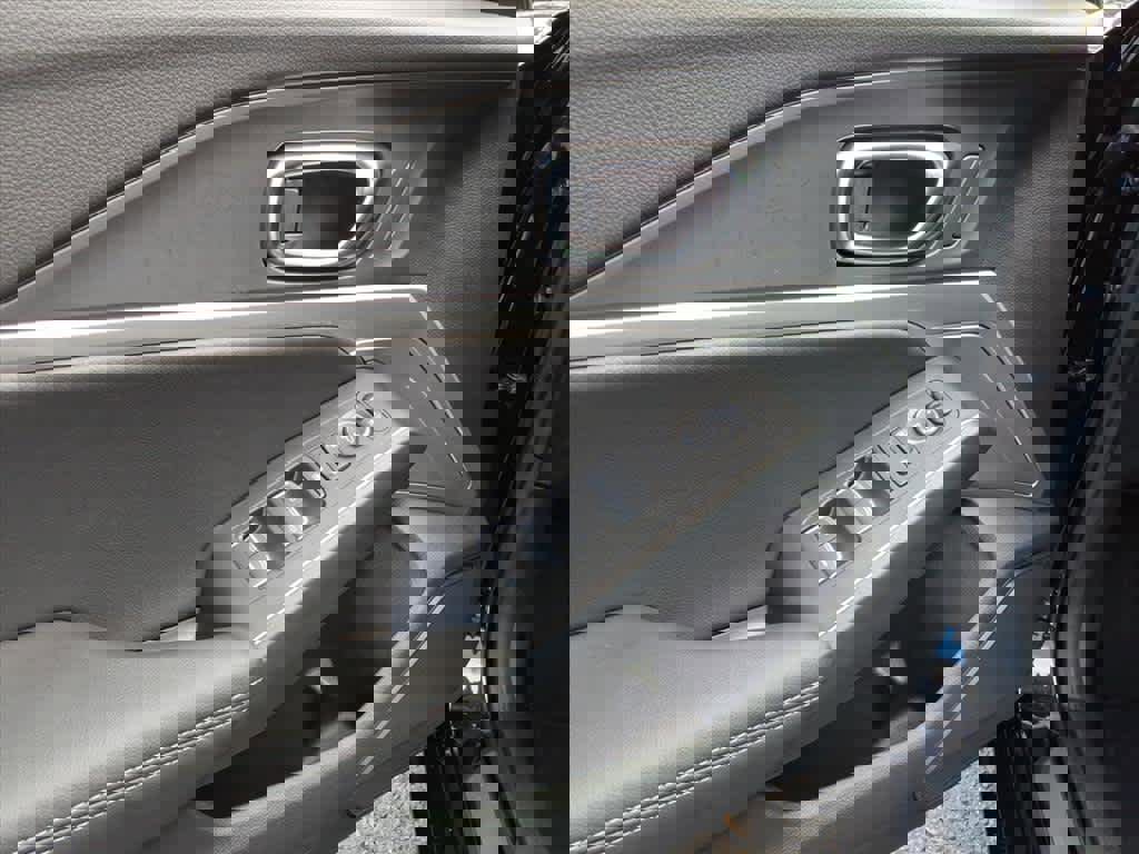 Certified 2025 Acura Integra A-Spec image 12