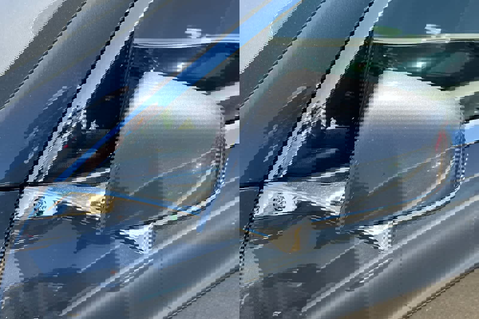 Used 2015 Tesla Model S 85D image 9