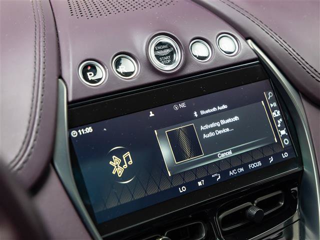 Used 2022 Aston Martin DBX AWD/4WD image 27