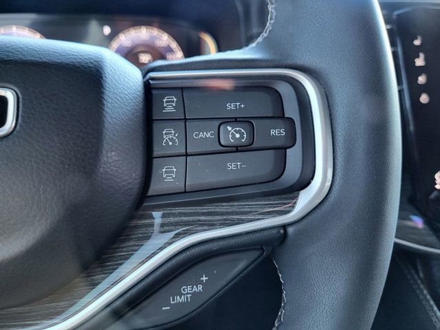 Used 2022 Jeep Wagoneer Series III image 23