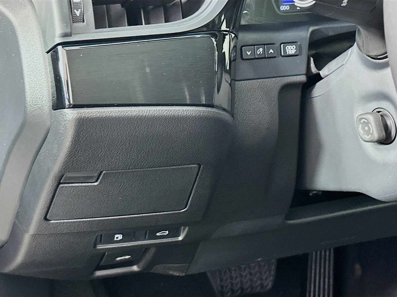 Used 2024 Lexus ES 250 w/ Premium Package image 11