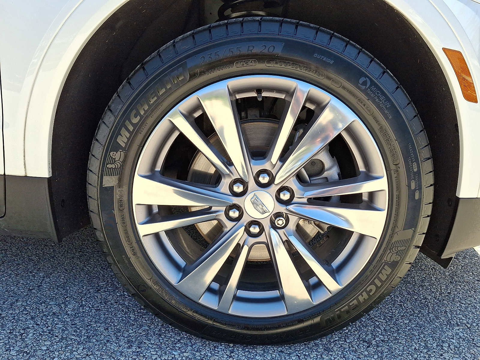 Certified 2023 Cadillac XT5 Premium Luxury image 10