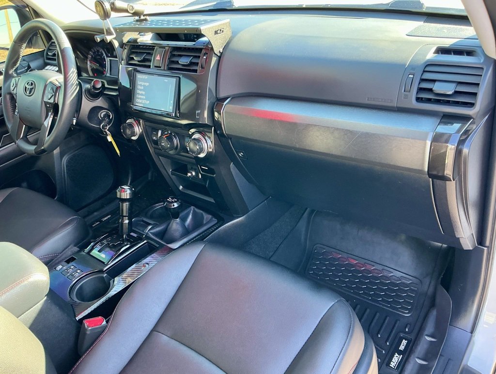 Used 2018 Toyota 4Runner TRD Off-Road Premium image 25