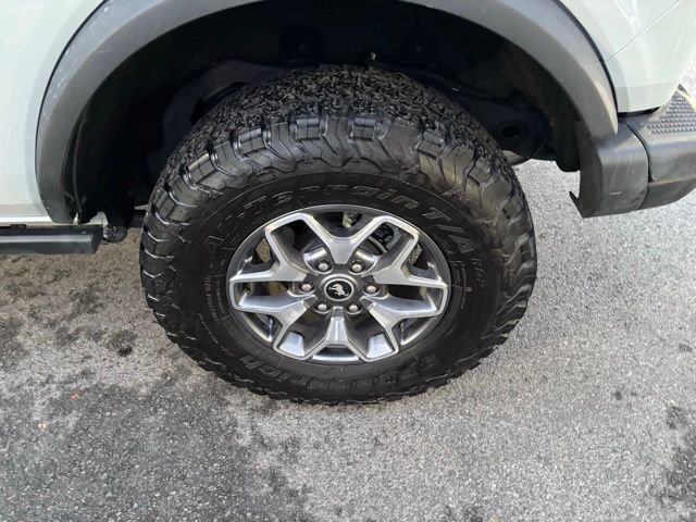 Used 2024 Ford Bronco Badlands image 36
