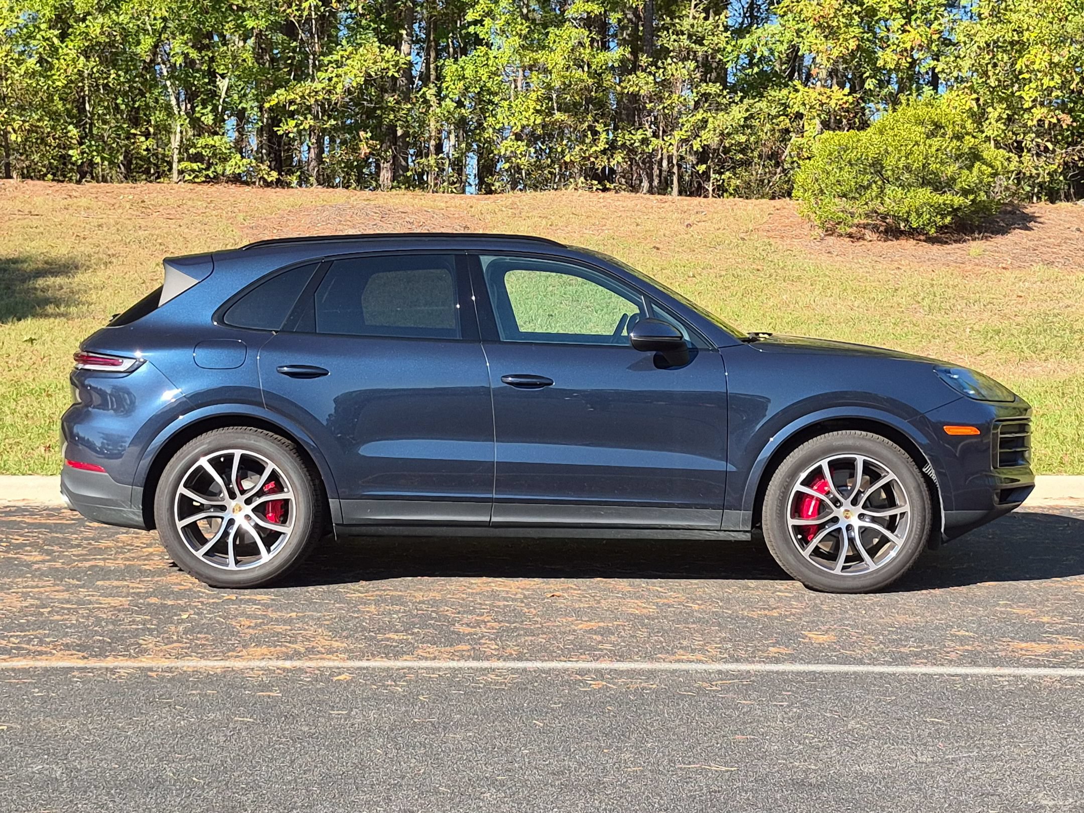 Certified 2024 Porsche Cayenne S AWD/4WD image 24