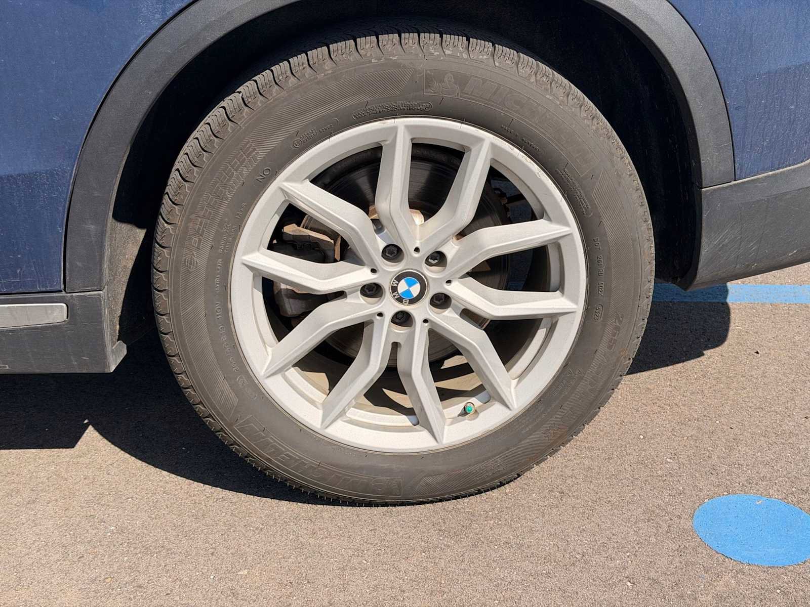 Used 2019 BMW X5 xDrive40i w/ Convenience Package AWD/4WD image 11
