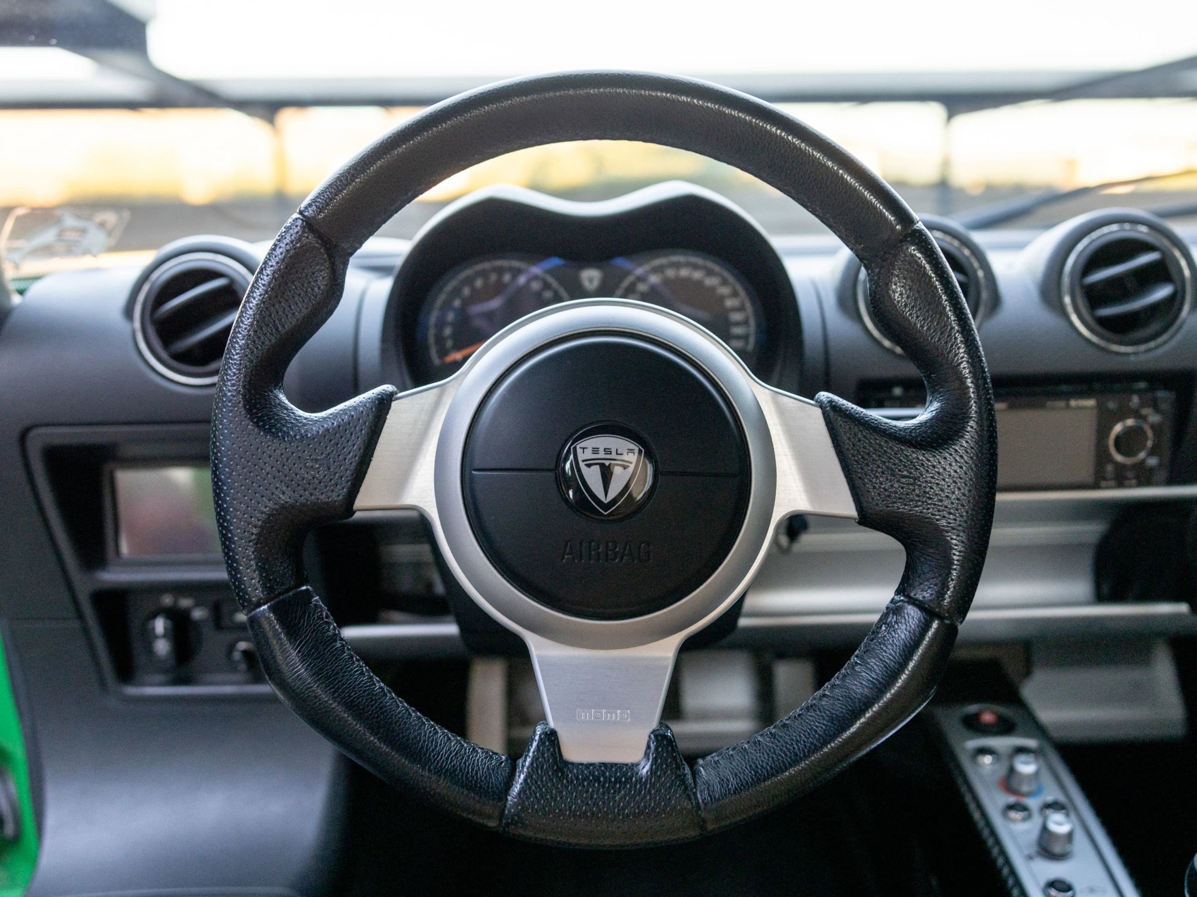 Used 2008 Tesla Roadster image 16