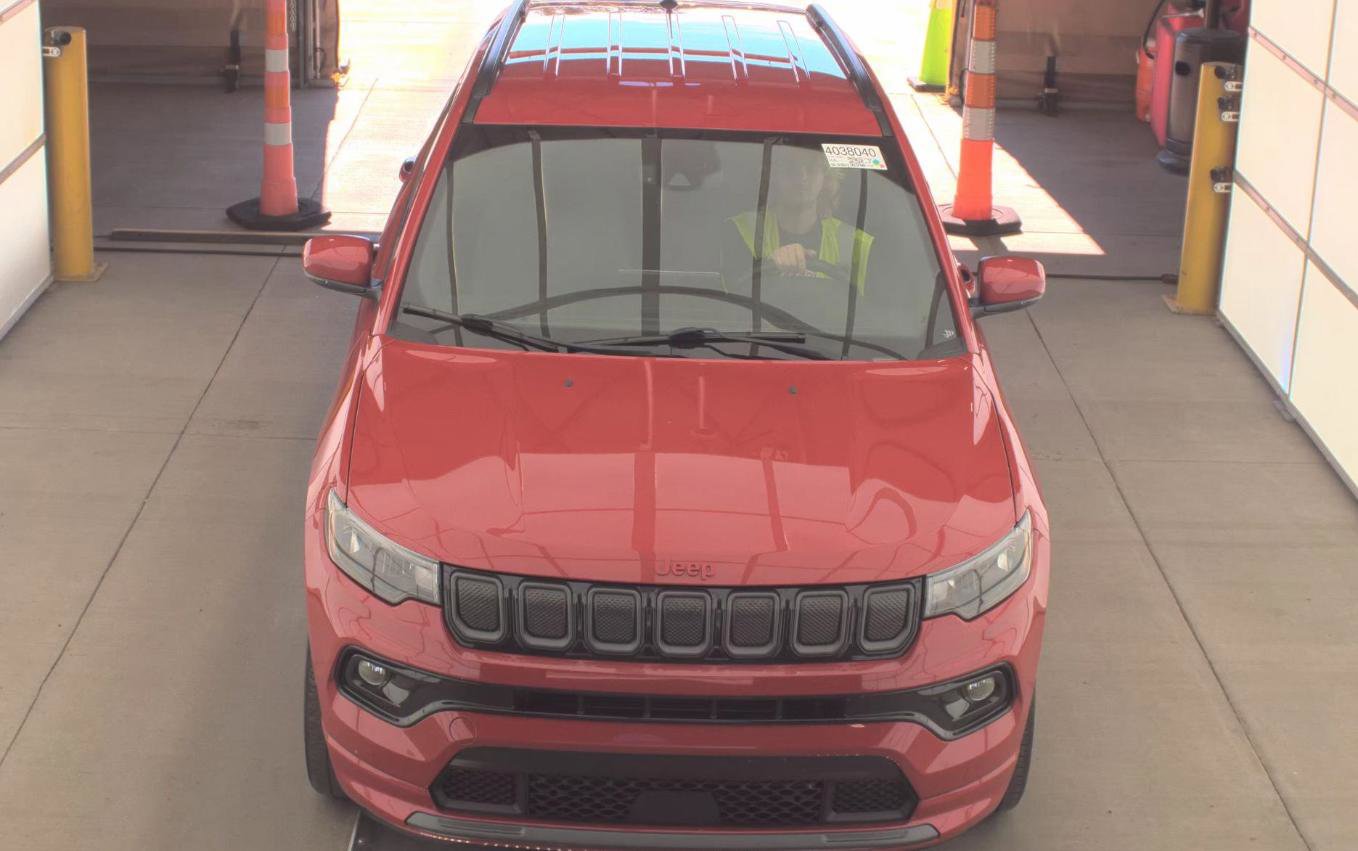 Used 2022 Jeep Compass Limited image 2