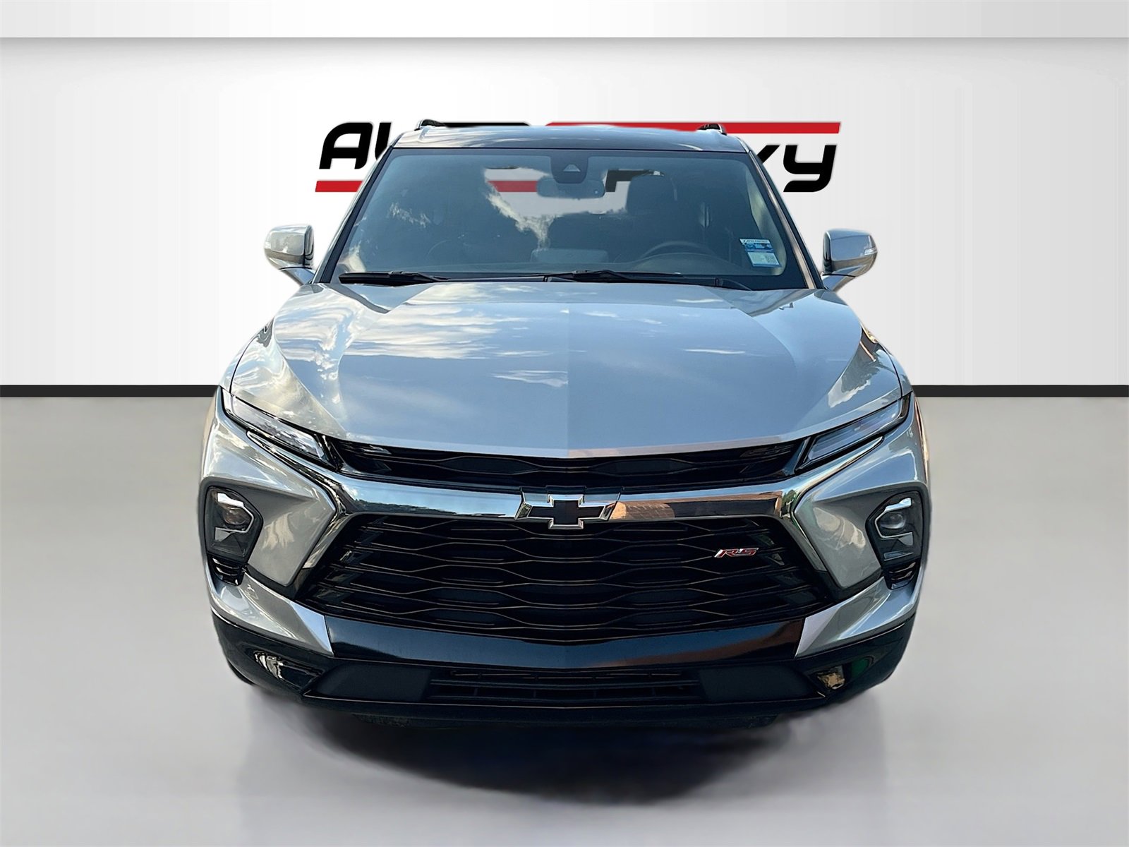 Used 2024 Chevrolet Blazer RS w/ Enhanced Convenience Package image 2