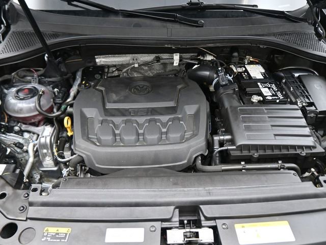 Used 2024 Volkswagen Tiguan Wolfsburg Edition image 35