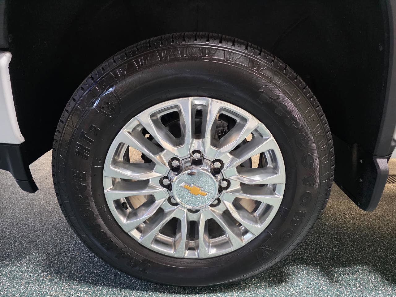 Used 2021 Chevrolet Silverado 3500 High Country w/ Z71 Off-Road Package image 13