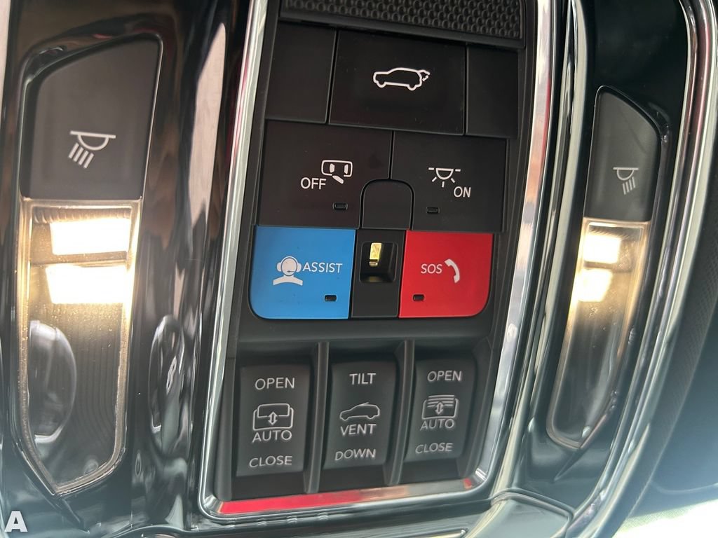 Certified 2022 Jeep Grand Cherokee L Overland AWD/4WD image 26