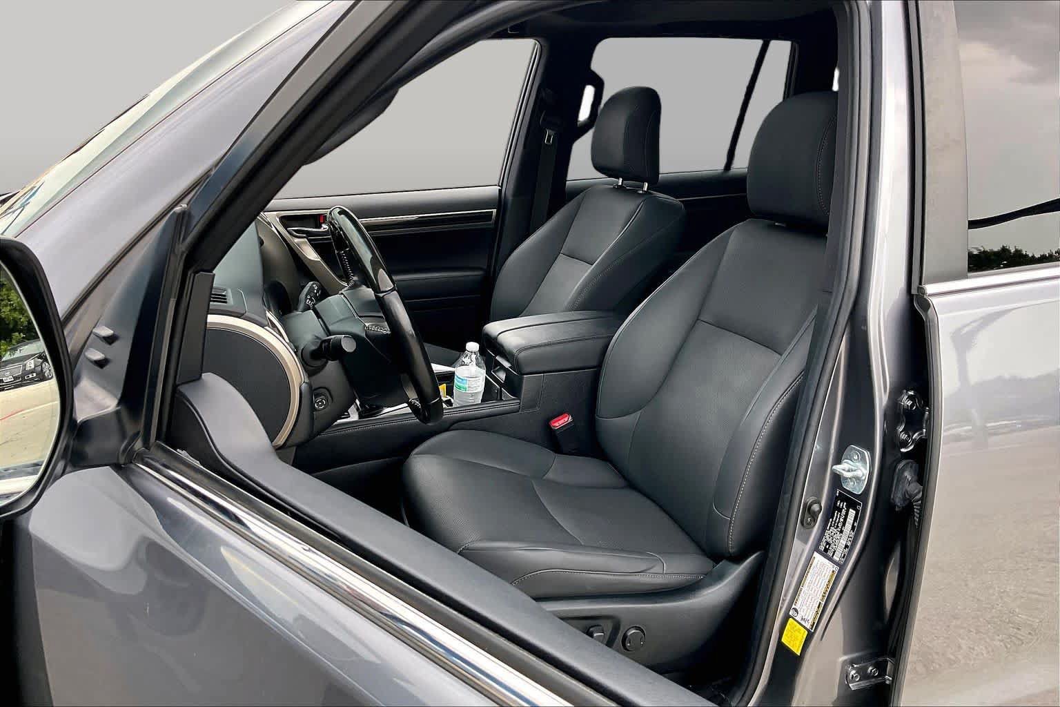 Used 2021 Lexus GX 460 Premium w/ Premium Package AWD/4WD image 9