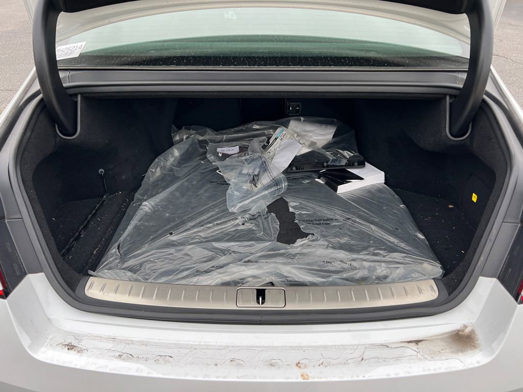 New 2024 Genesis G90 3.5T image 18