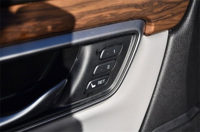 Used 2021 Honda CR-V Touring image 9