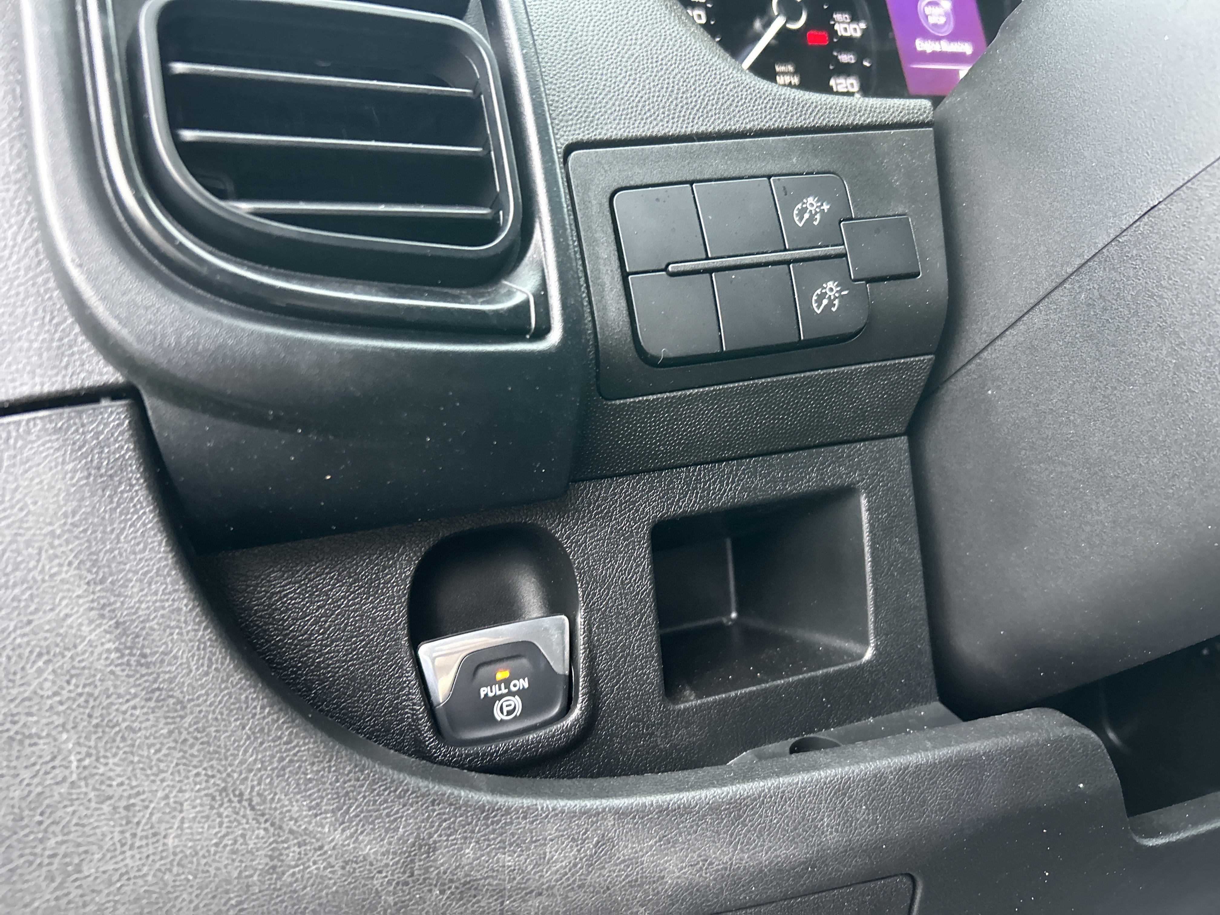 Used 2023 RAM ProMaster 2500 image 15