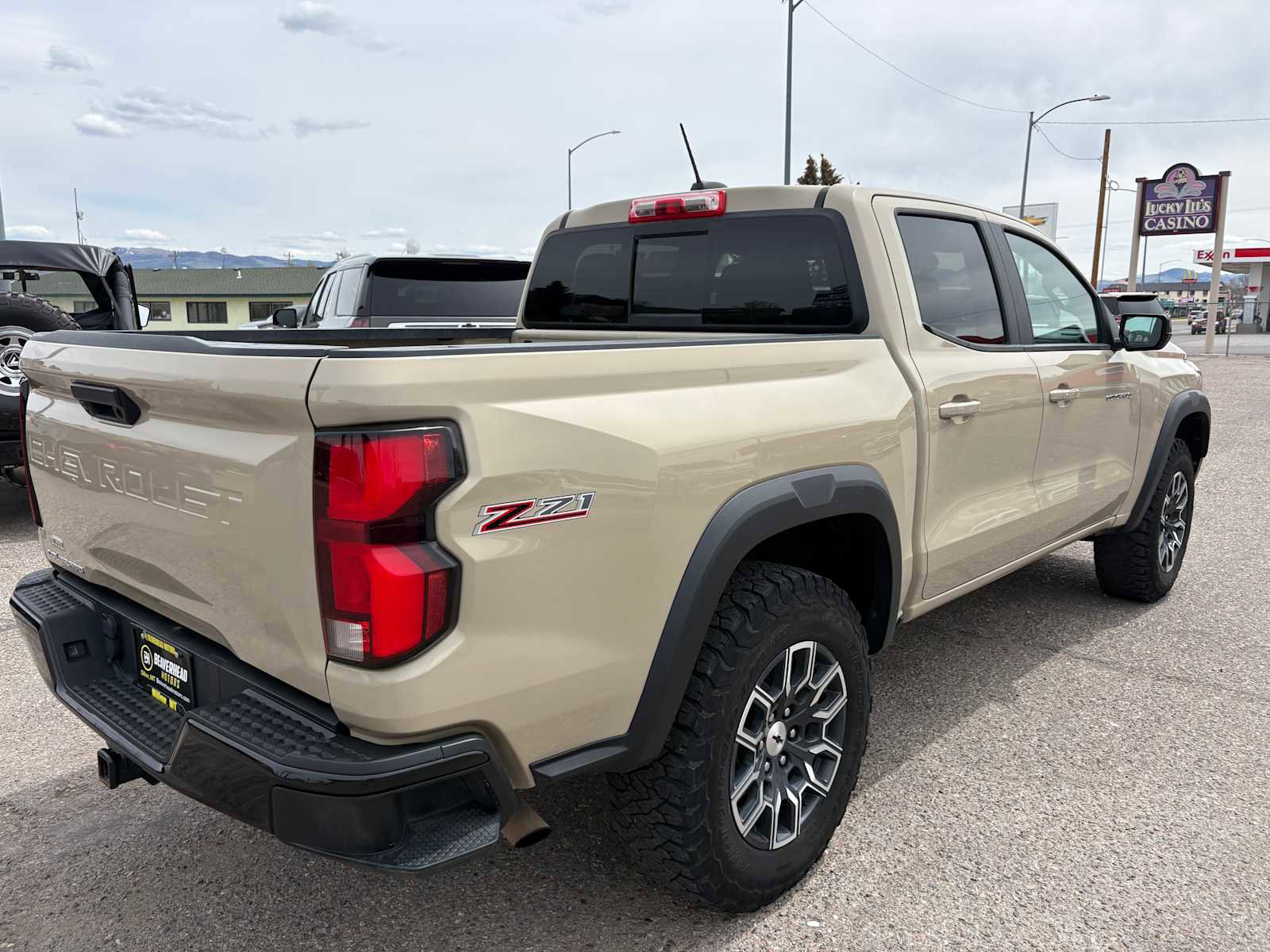 Used 2024 Chevrolet Colorado Z71 w/ Z71 Convenience Package 2 AWD/4WD image 3