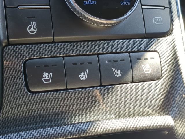 Used 2022 Hyundai Santa Fe Limited image 27