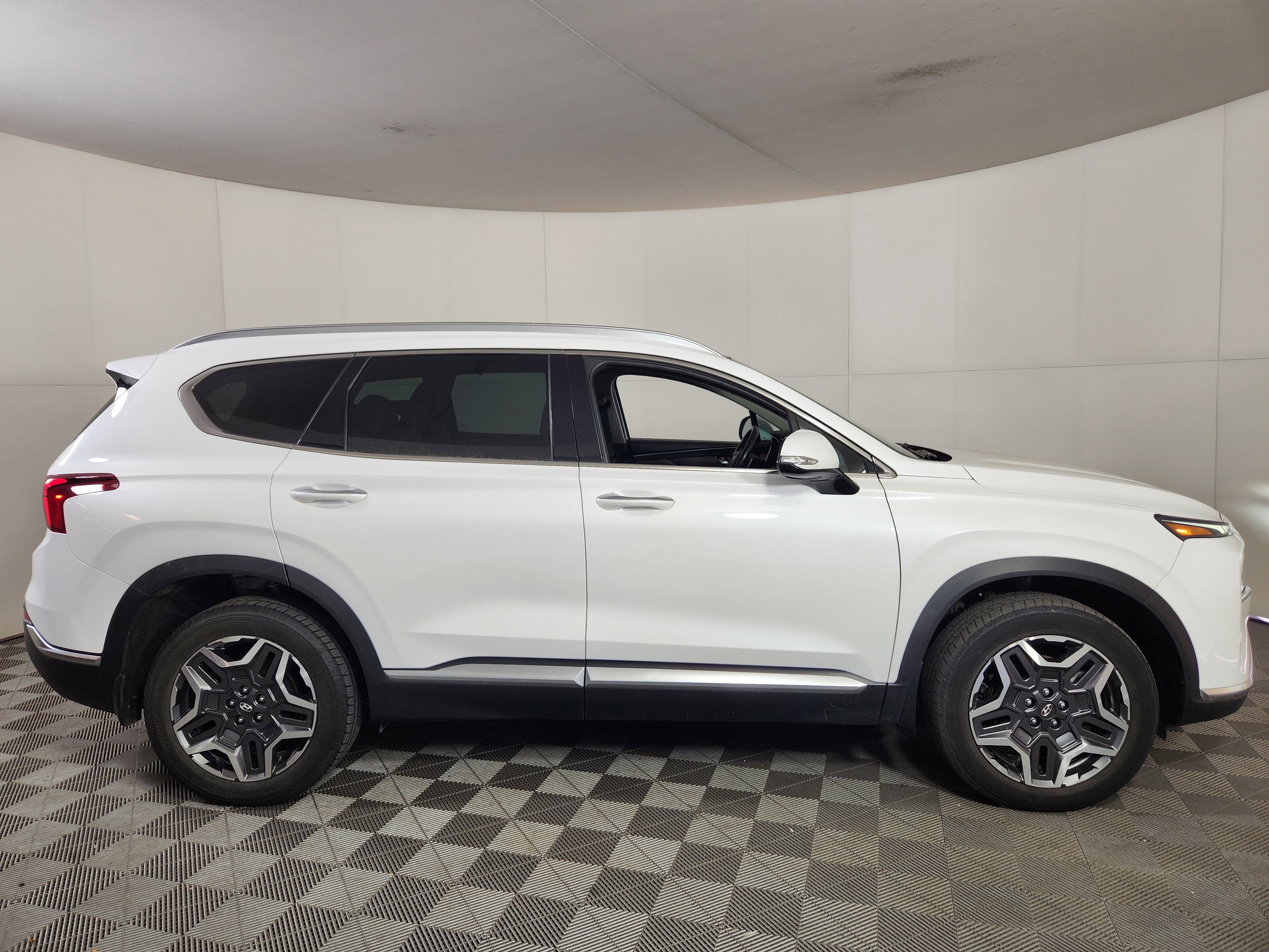 Used 2022 Hyundai Santa Fe SEL Premium AWD/4WD image 8
