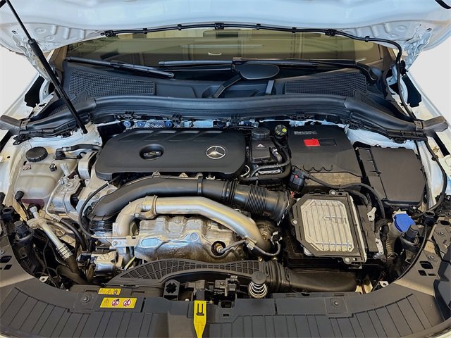 Certified 2025 Mercedes-Benz GLA 250 4MATIC image 30