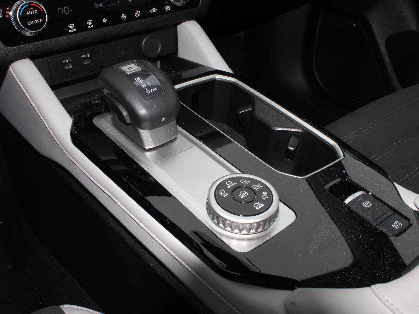 Used 2025 Mitsubishi Outlander SE AWD/4WD image 14