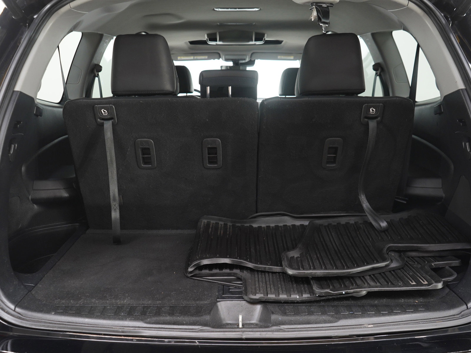 Used 2020 Honda Pilot Touring image 11