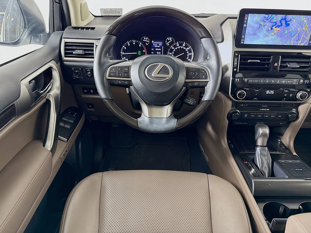 Used 2023 Lexus GX 460 Luxury image 24