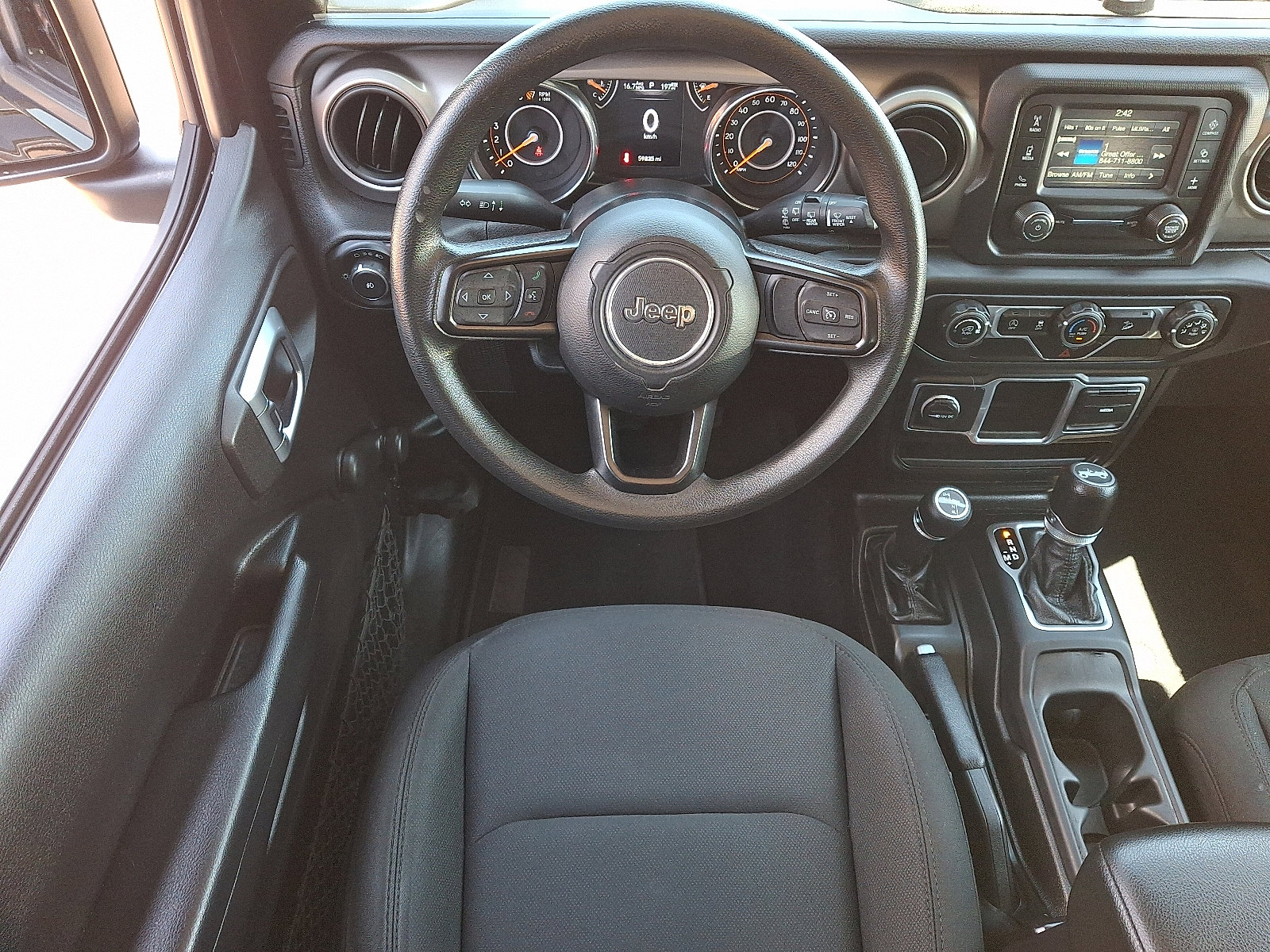 Used 2018 Jeep Wrangler Unlimited Sport AWD/4WD image 12
