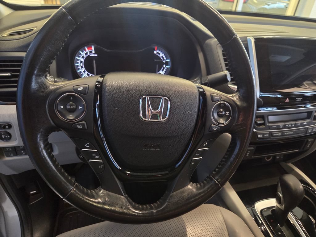 Certified 2017 Honda Ridgeline RTL-E image 38
