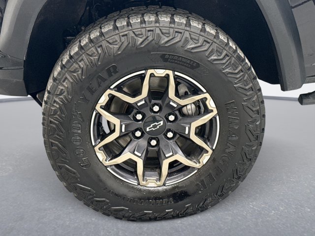 Used 2024 Chevrolet Colorado ZR2 w/ ZR2 Convenience Package III image 23